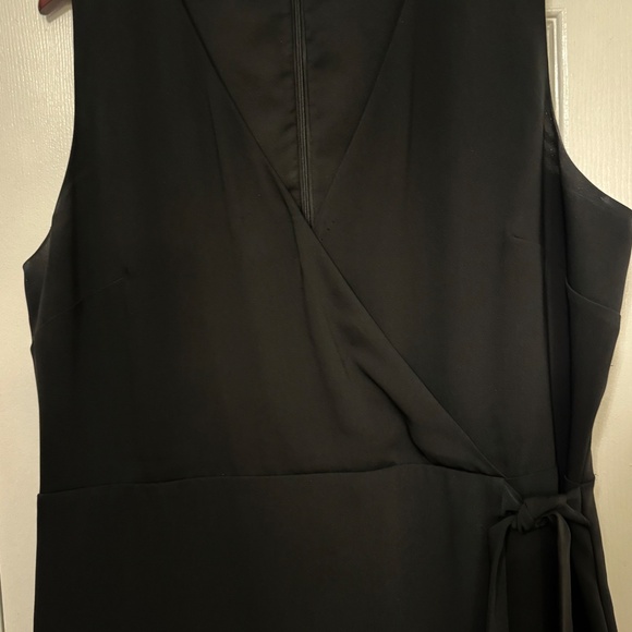 LOFT Midi Dress - Picture 8 of 15